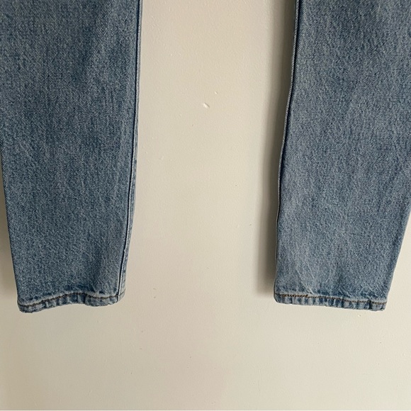 Levi's Women's Blue Distressed Jeans - Picture 9 of 16